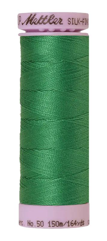 Mettler Silk-Finish Cotton vs Maxi-Lock:糸選びガイド