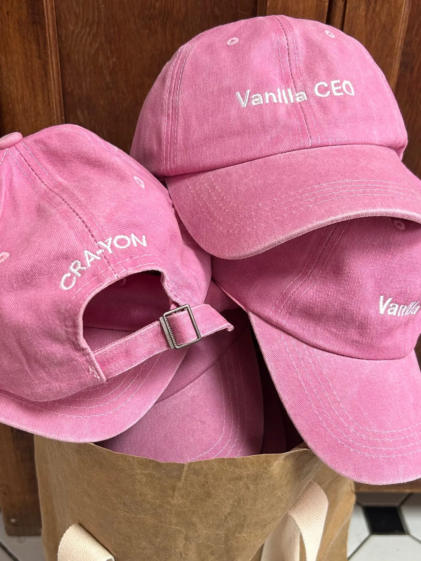 How to Use Cra-Yon Shampoo and Conditioner to Complement Your Perfume