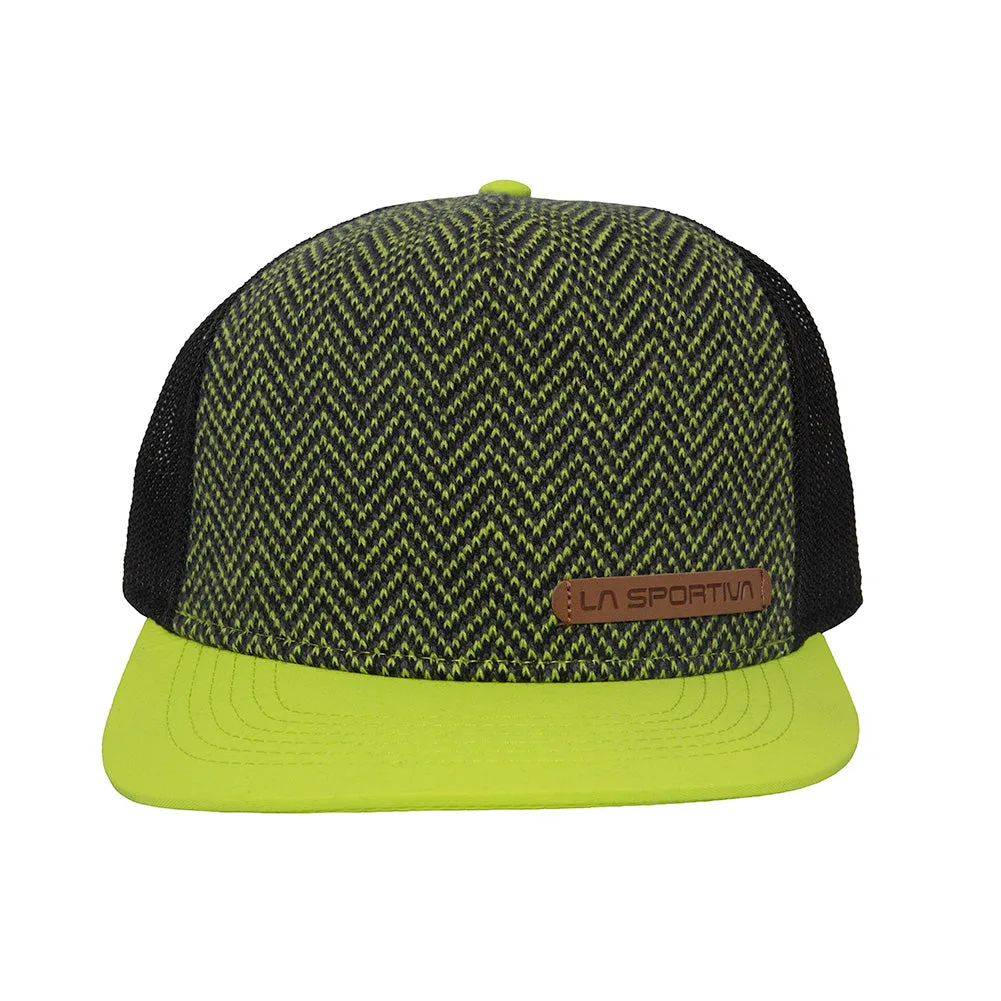 How to Choose a Trucker Hat for Outdoor Adventures