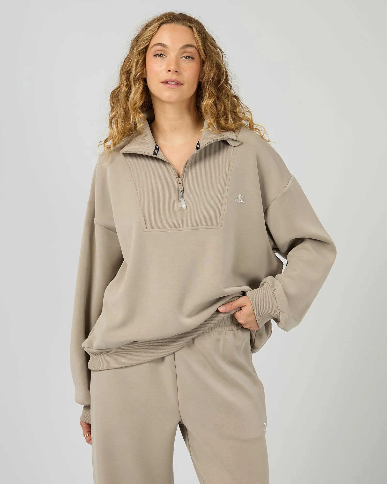How to Choose the Right Jumper for Your Body Shape