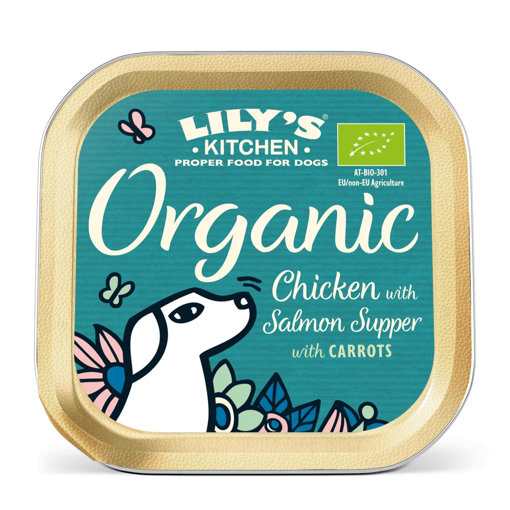 Best Treats for Puppy Training: Why Chicken Nibbles with Salmon Puppy Treats Are Ideal for Up to 1 Year