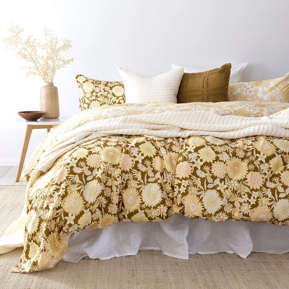 Flannel vs Cotton Sheets: Which Is Warmer for Winter?