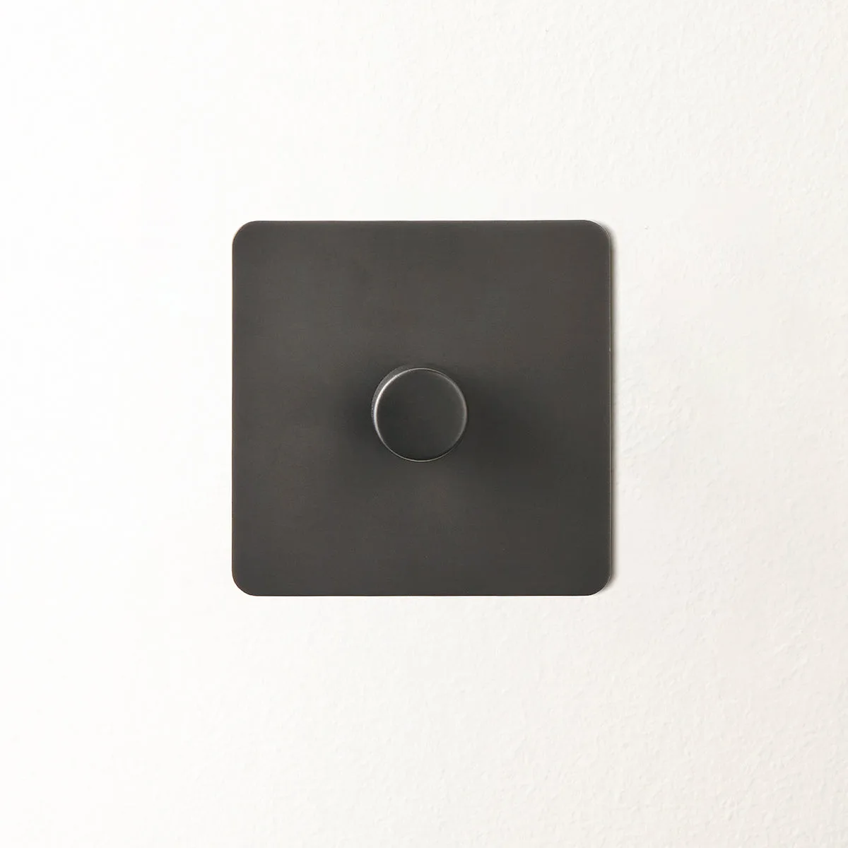 Gallery Lighting: Best Practices for Showcasing Artwork