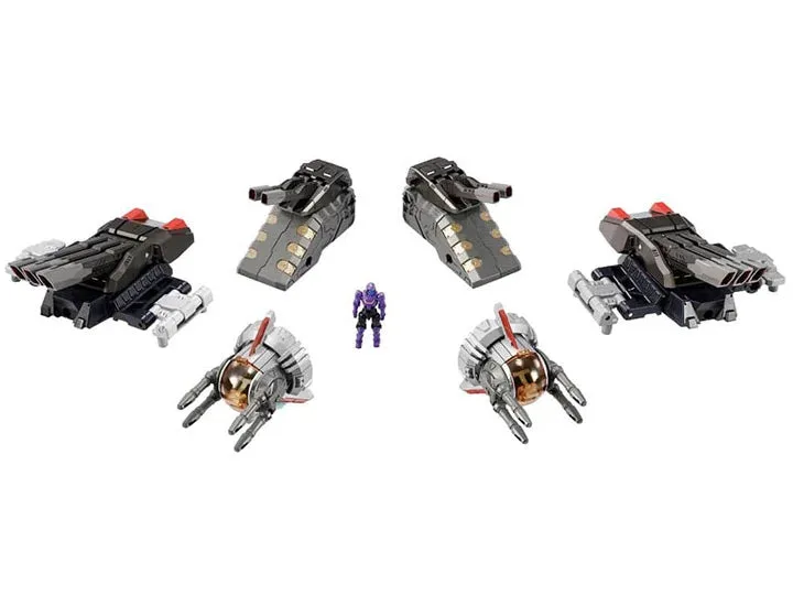 وحدة تعزيز Diaclone DA-98 Grand Dion: ما الذي تضيفه