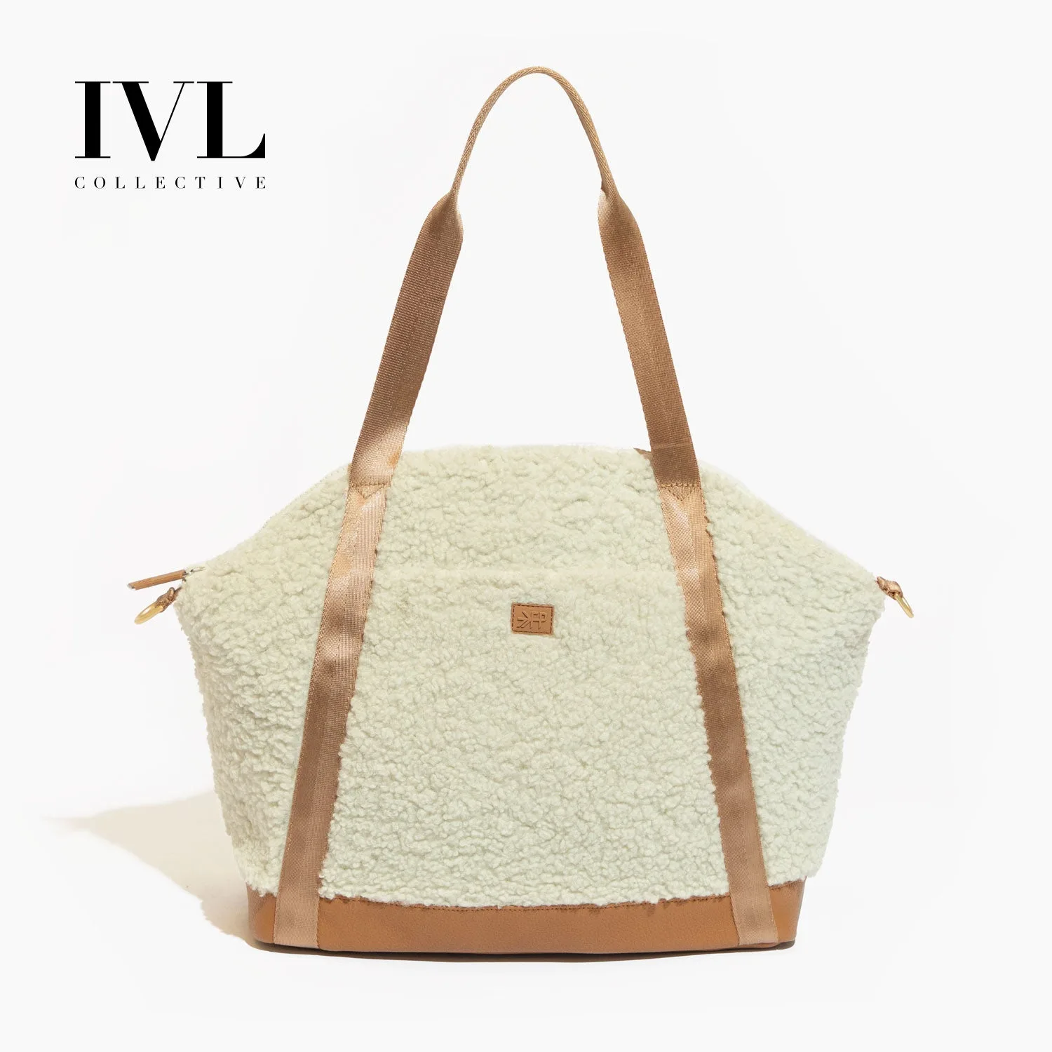 Pack the Seoul Tote Backpack for a Day Out