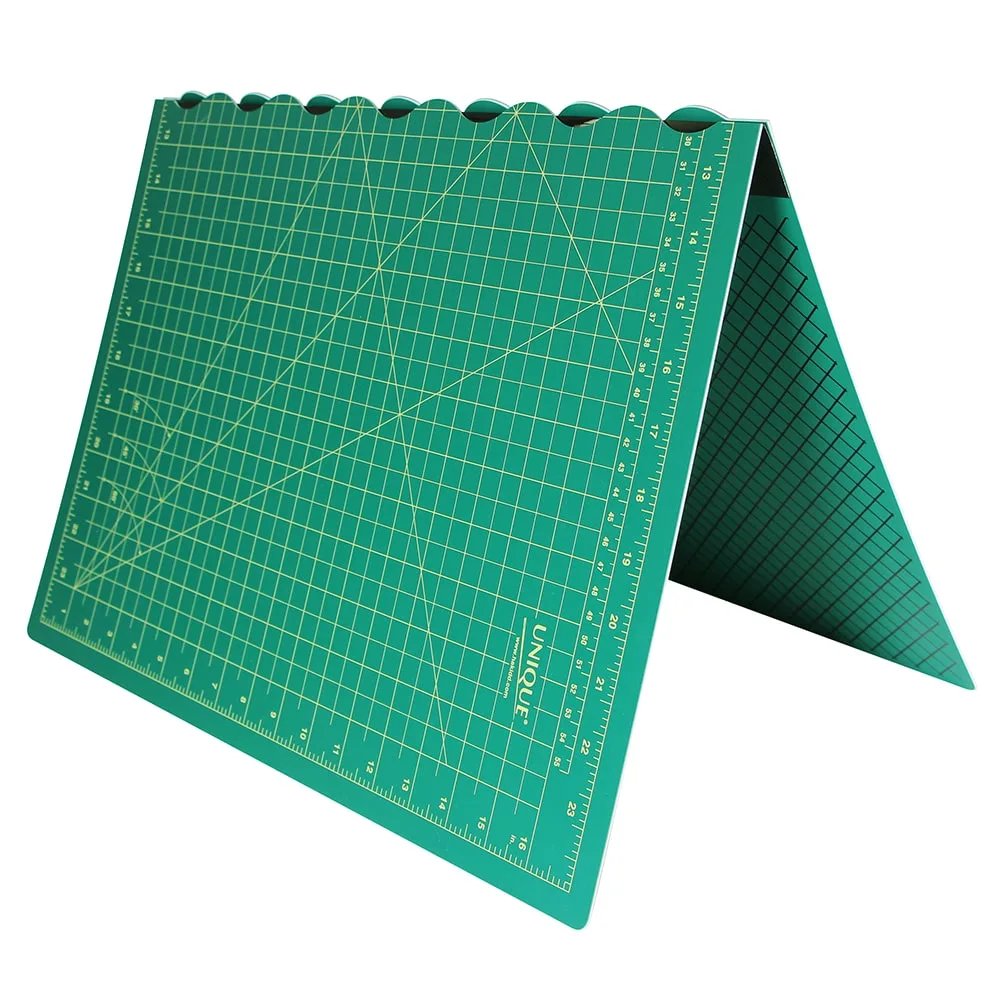 UNIQUE Folding Self-Healing Cutting Mat | 17" x 24"