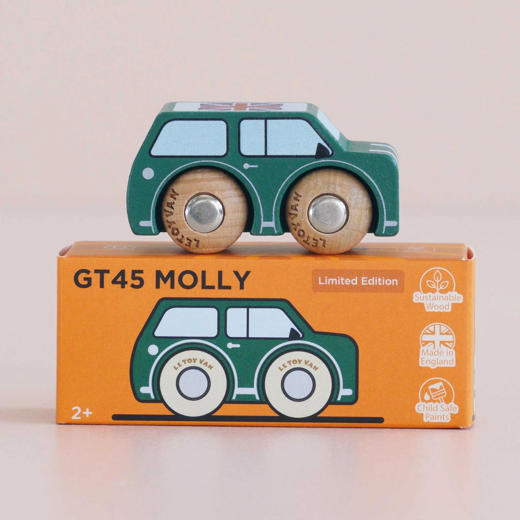 No. 7 GT45 Molly vs No. 19 GT105 Louis: Quale macchina di legno per prima?
