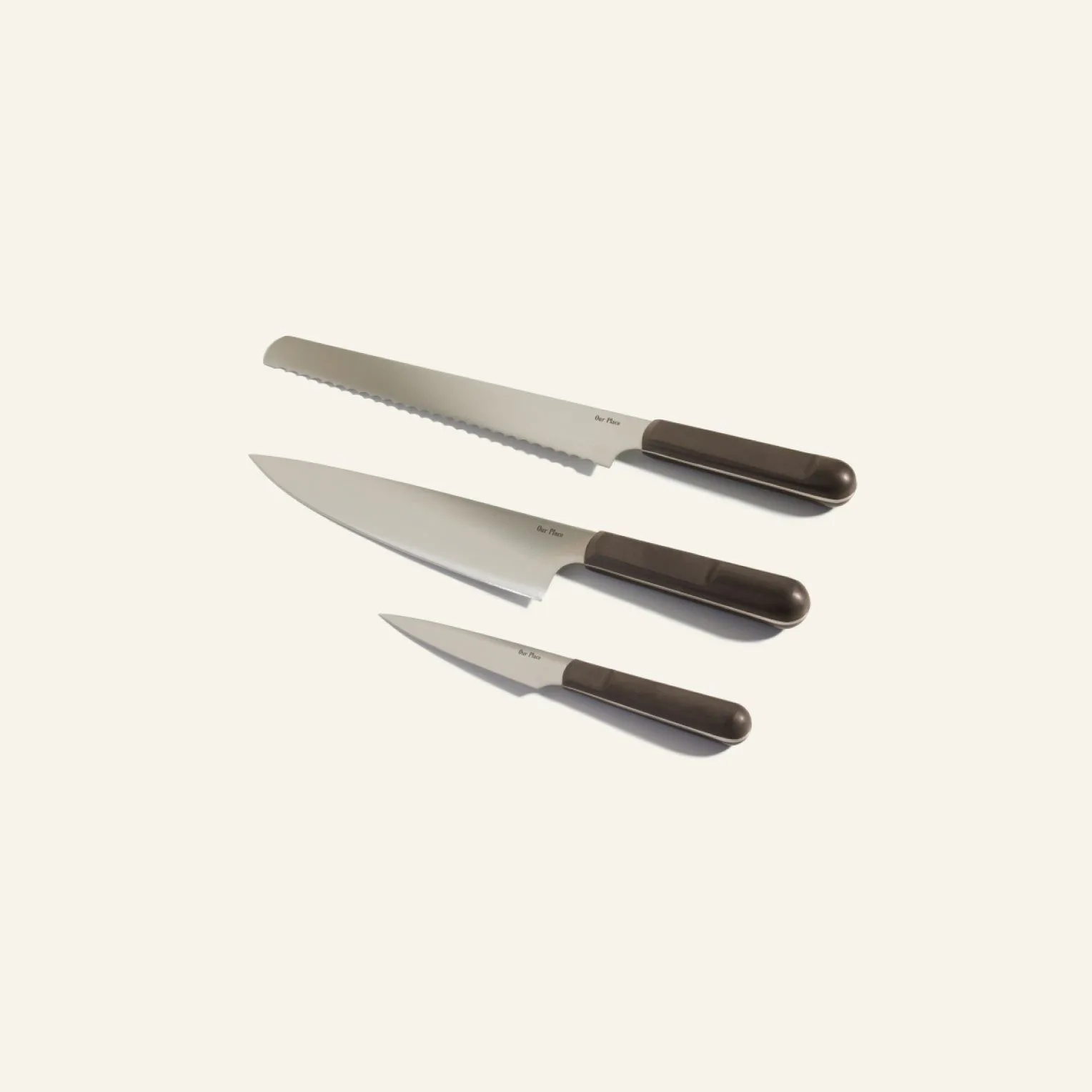 Serrated Knife vs Chef’s Knife: Which Is the Best Knife for Bread and Tomatoes?