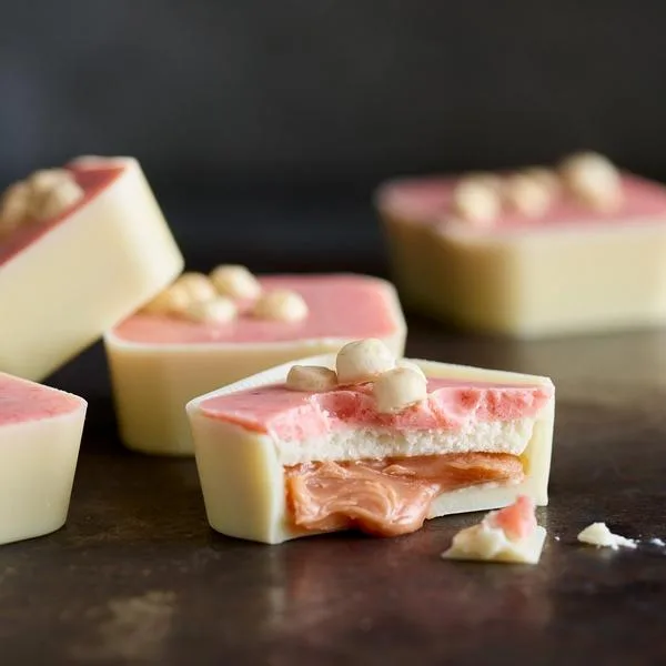 Strawberry Cheesecake Selector Review: A Burst of Flavor in Every Bite