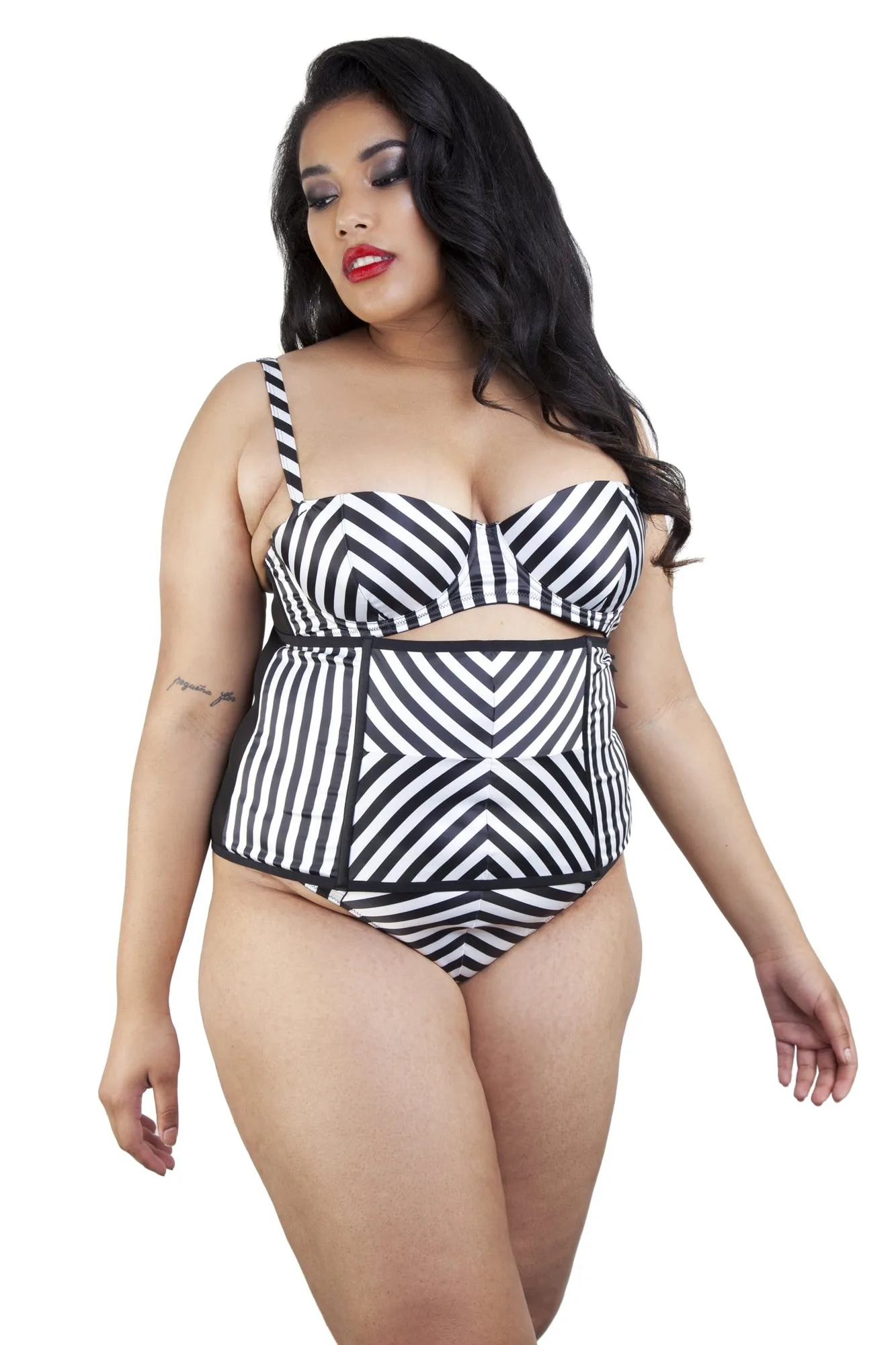 Corset Waspie vs Waist Trainer: What's the Difference