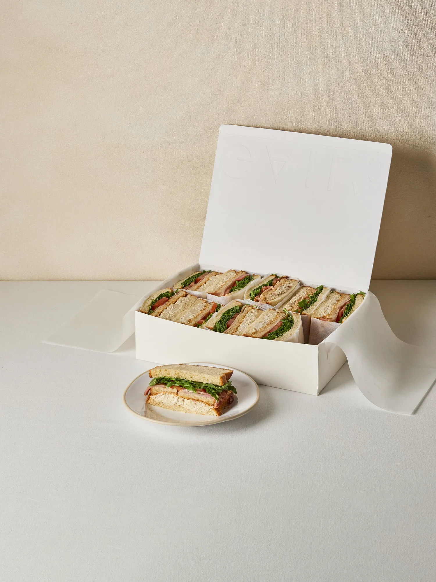 Mozzarella & Pesto vs. Chicken Caesar Club: ¿Cuál elegir?