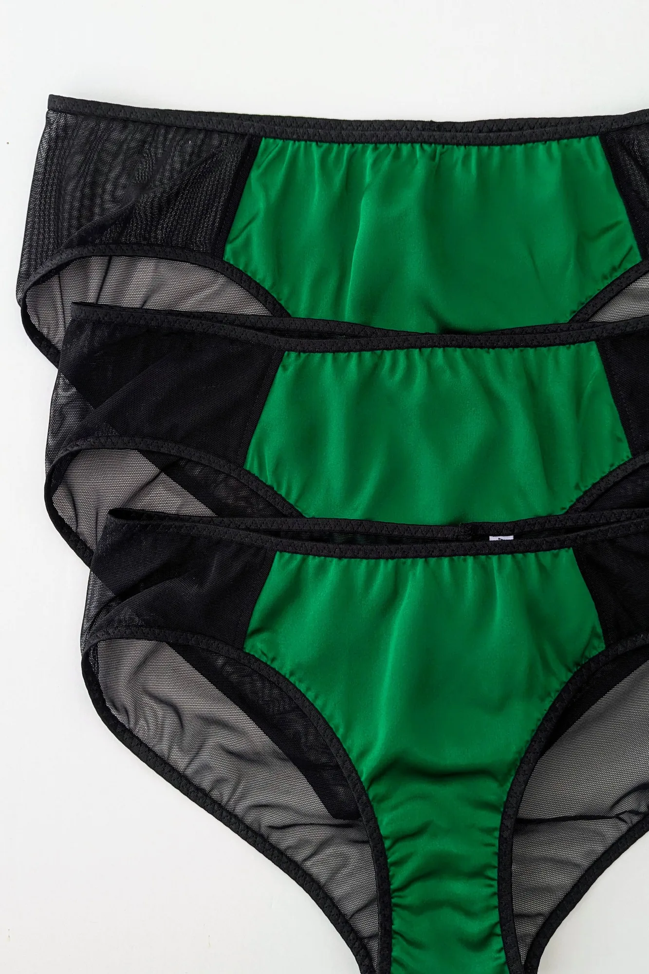 Silk Knickers Buying Guide: What to Look For