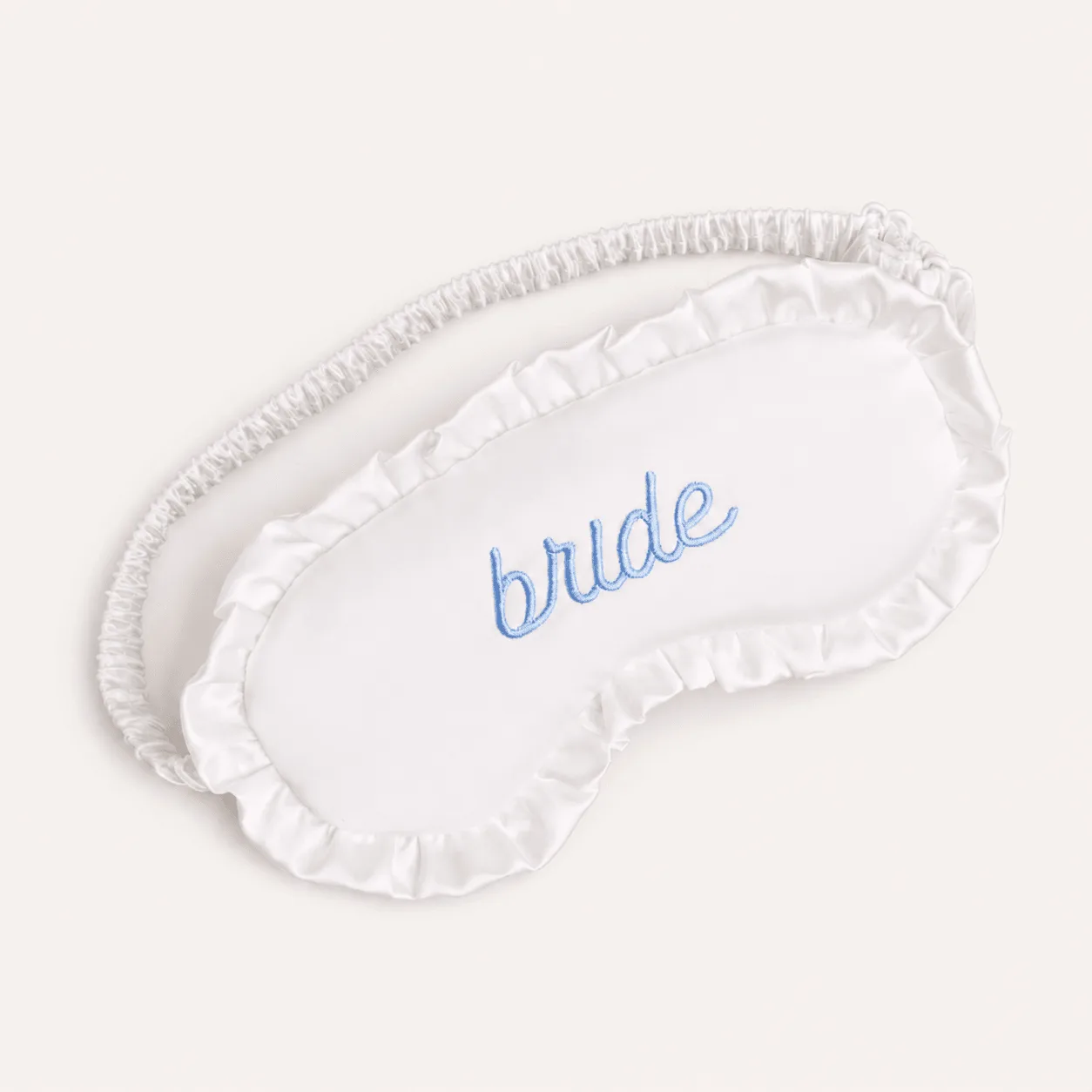 Zo gebruik je een satijnen slaapmasker voor betere slaap