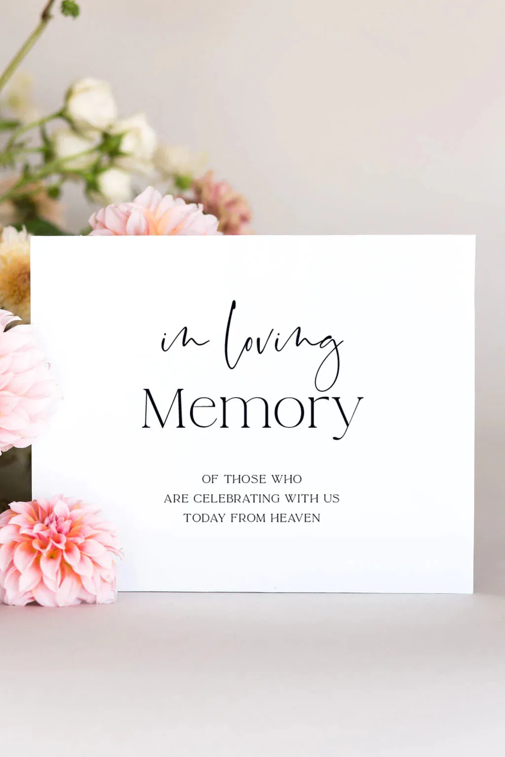Wedding Place Cards: How Many and What Style to Order