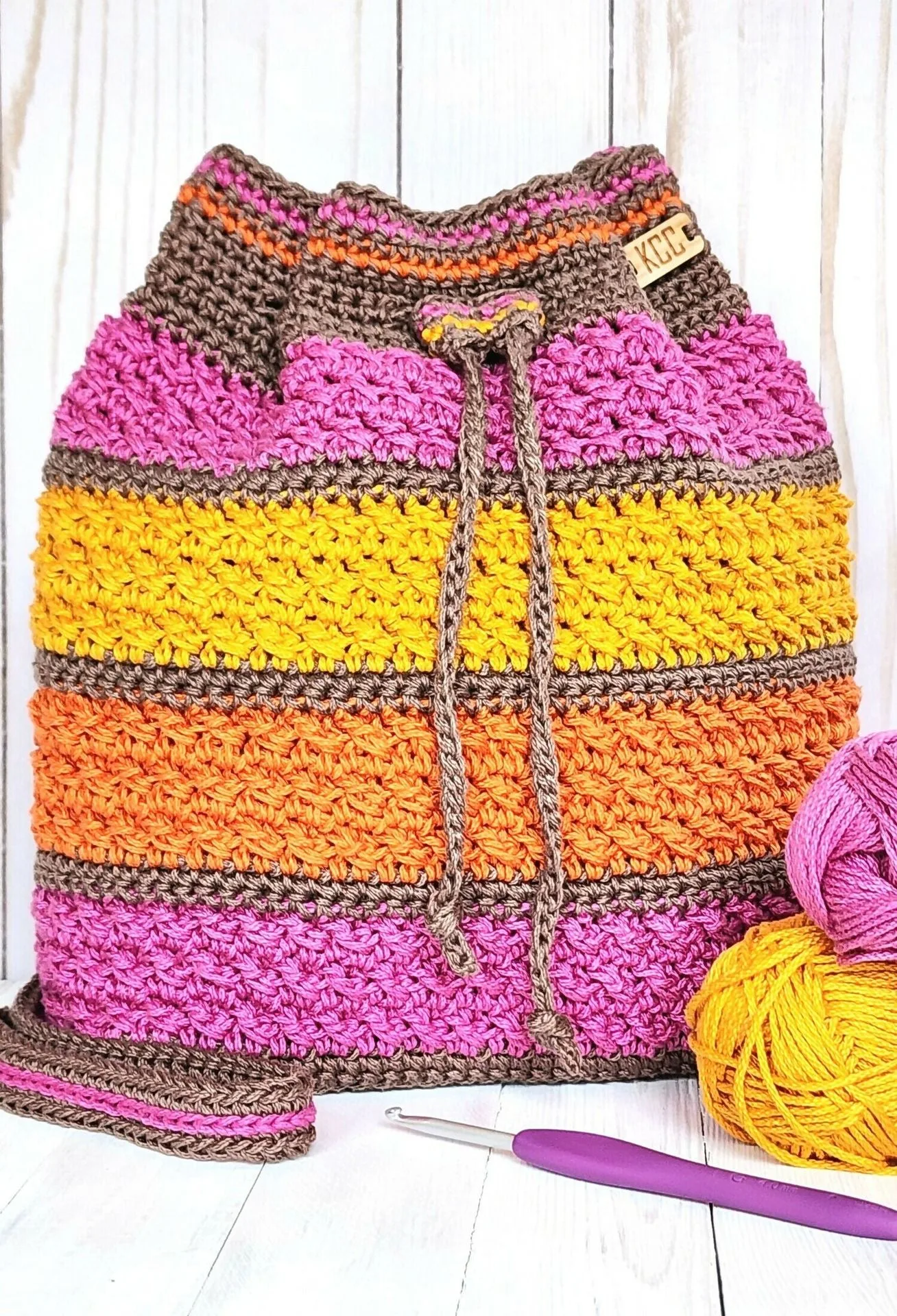 Juniper Pillow Crochet Pattern Review: A Cozy Home Decor Project