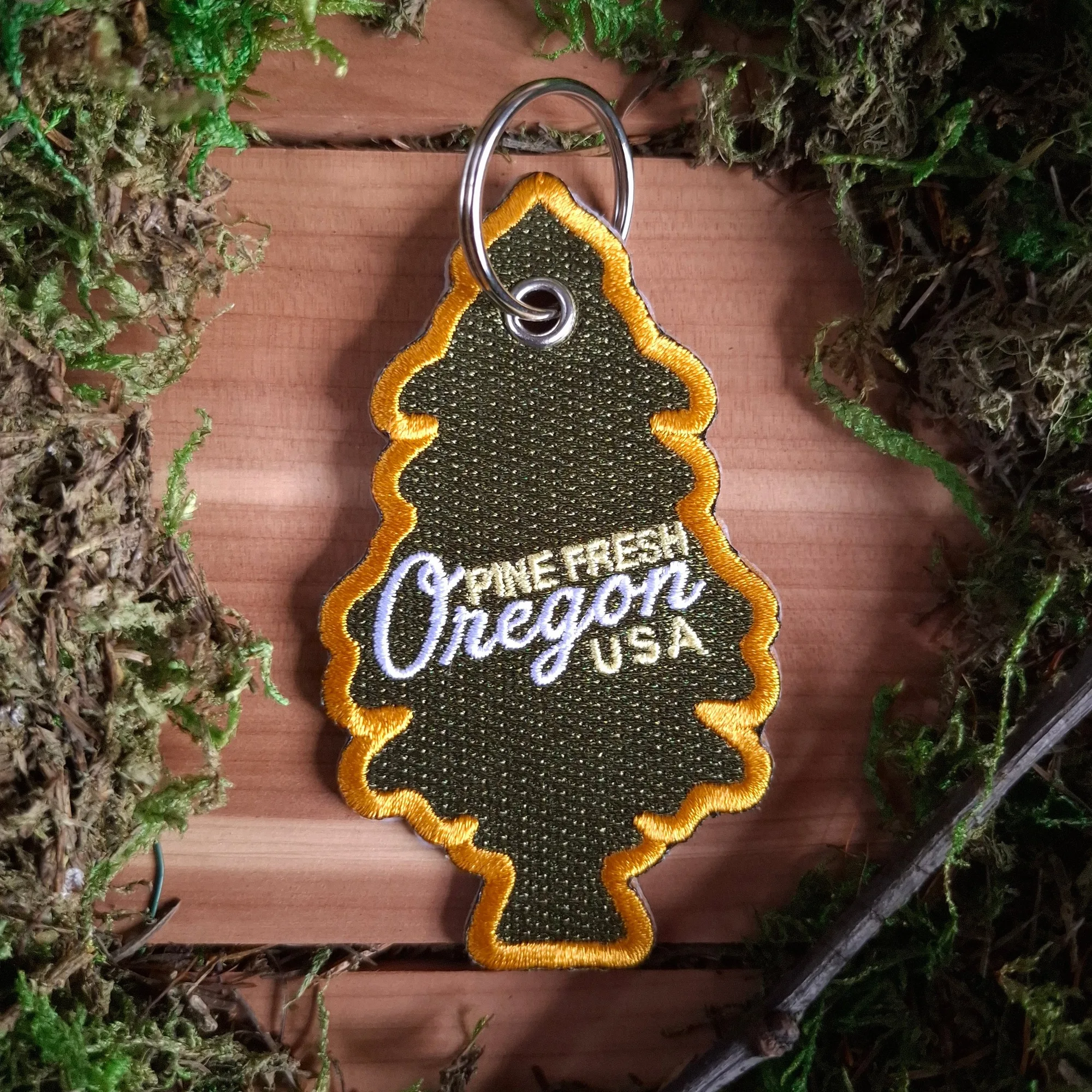 How to Choose a Keychain That Won't Tarnish or Break