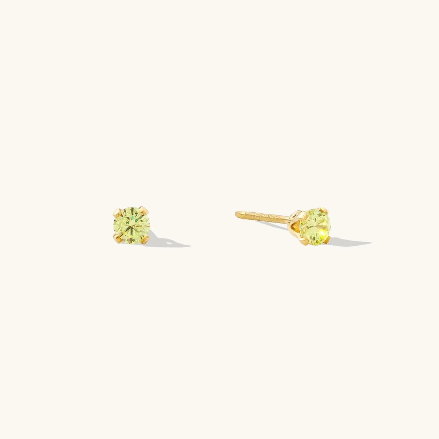The Complete Guide to Screwback Earrings: Fit, Comfort, and Replacement Tips
