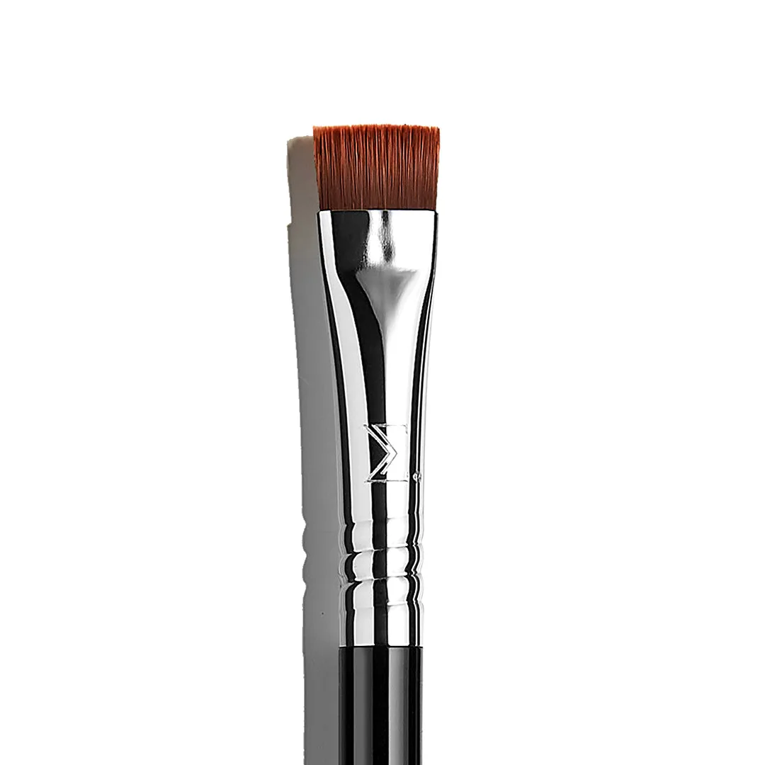 Sigma E15 Flat Definer Brush: The Multi-Purpose Tool for Eyeshadow and Concealer