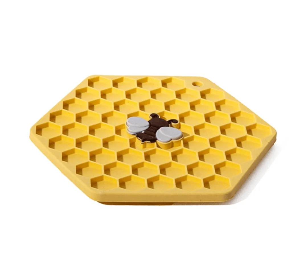 如何使用嗅覺墊讓狗狗慢食