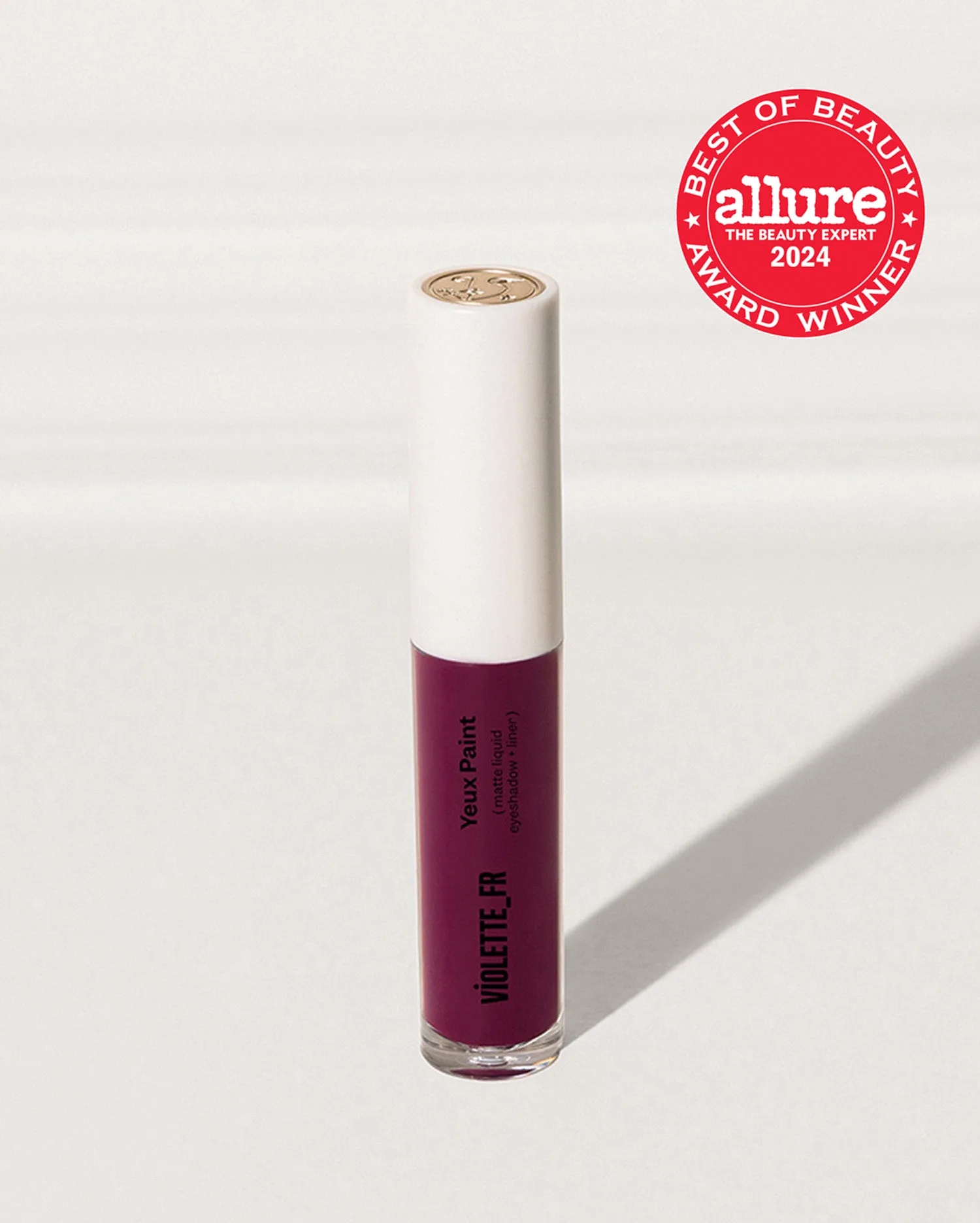 Recenze Lune Liner Coup de Foudre: Stojí toto sytě černé tekuté oční linko za tu pozornost?