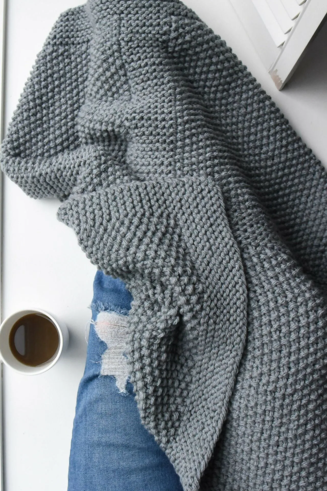 Circular Knitting Machine vs Crochet: Which Is Better for Shawls?