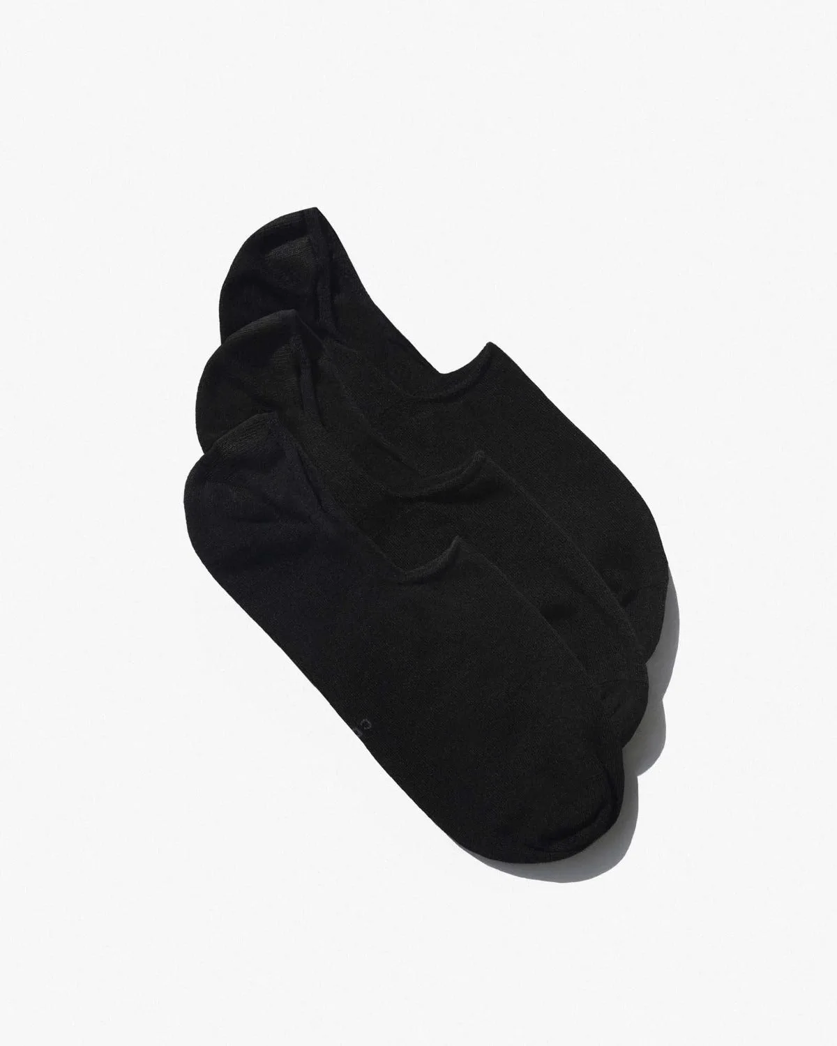 Chaussettes mi-longues vs courtes : que choisir ?