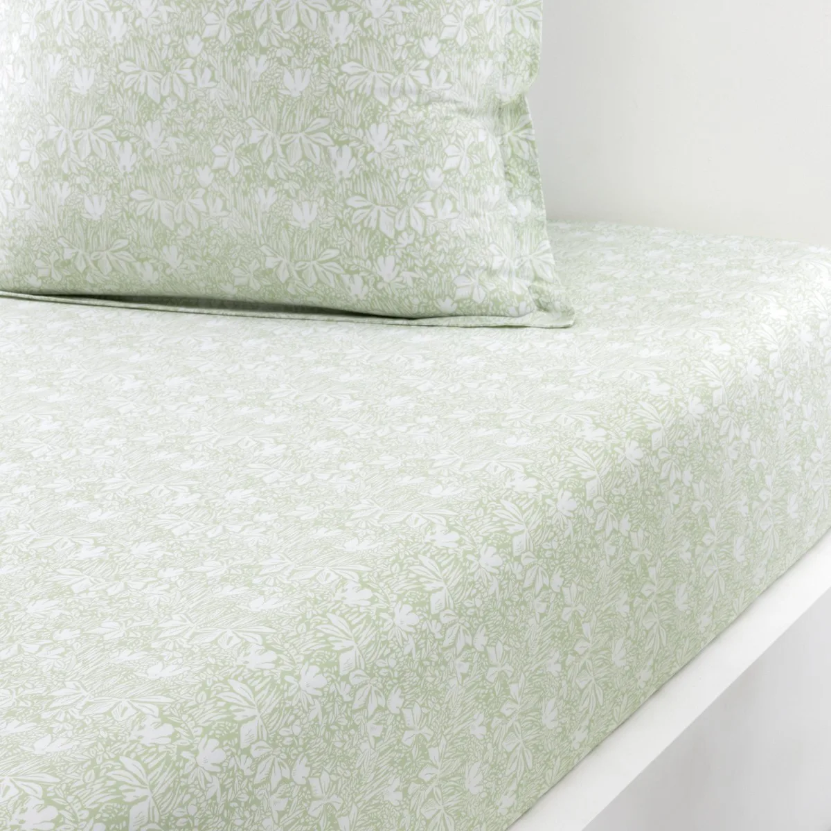 How to Maintain the Color and Softness of Your Luxury Sheets