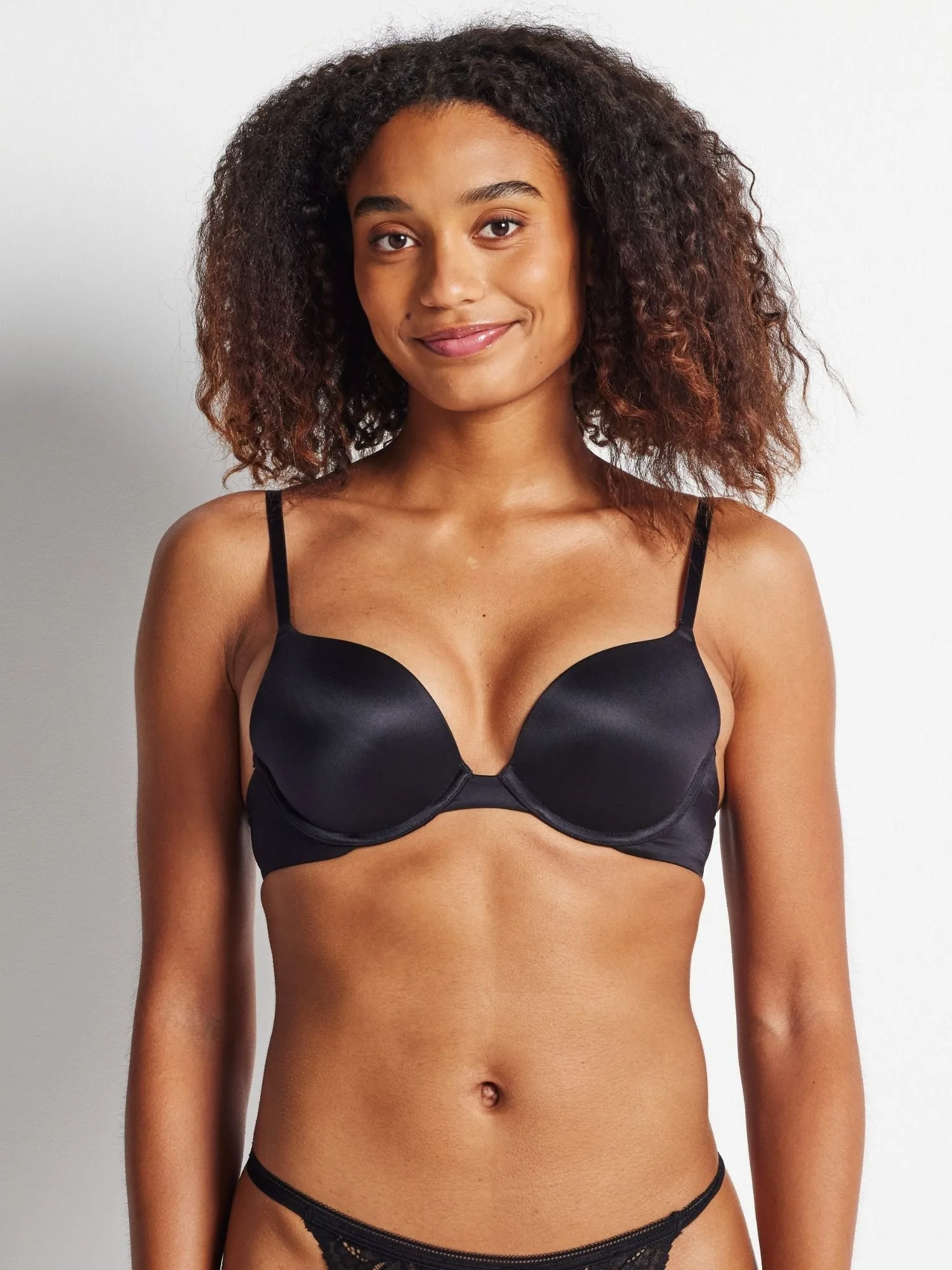 Braziliaanse gladde push-up-beha