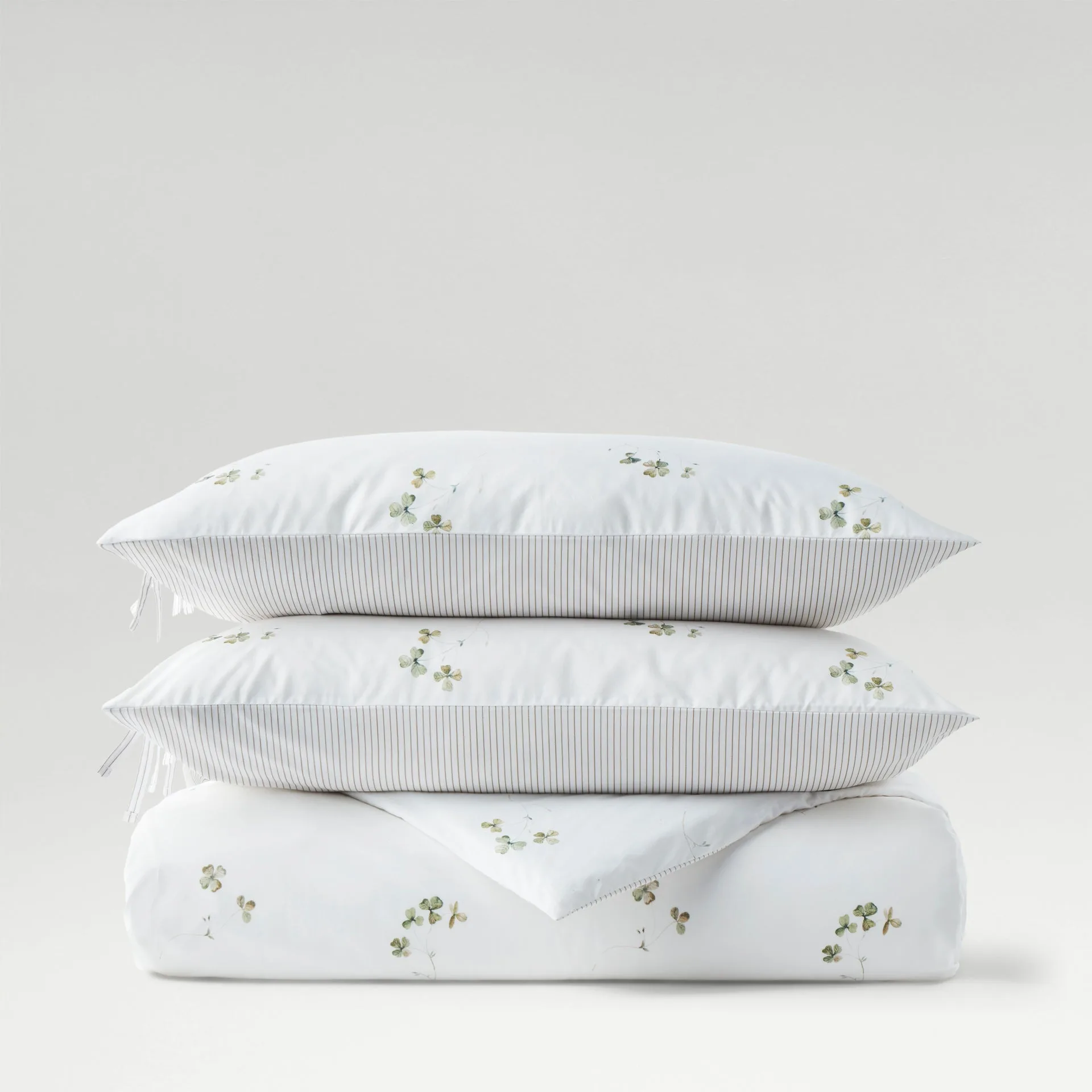 5 Expert Tips for Keeping Your Bedding Looking New Longer