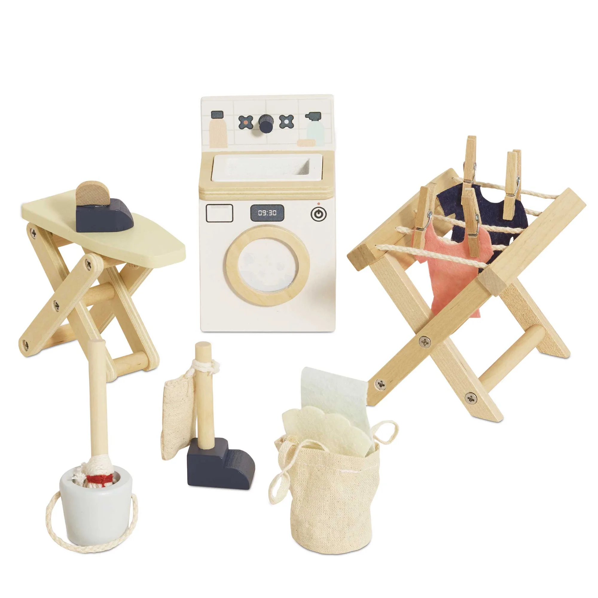 Dollhouse Bathroom and Sitting Room Sets Compared