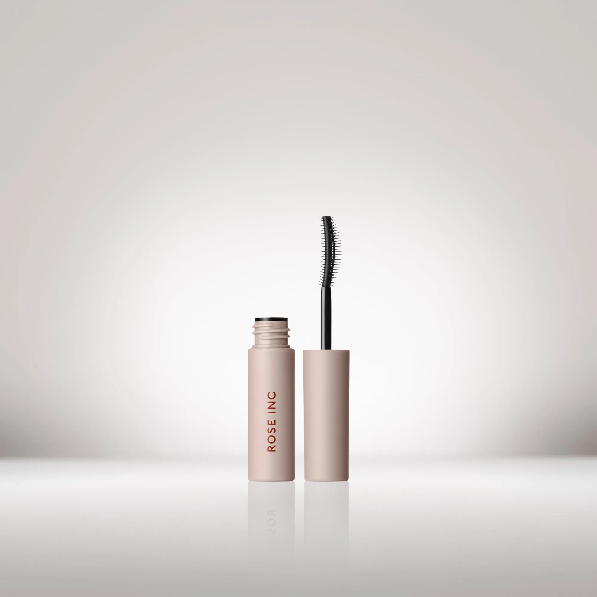 Cestovní velikost sérové řasenky Ultra-Black Lash Lift