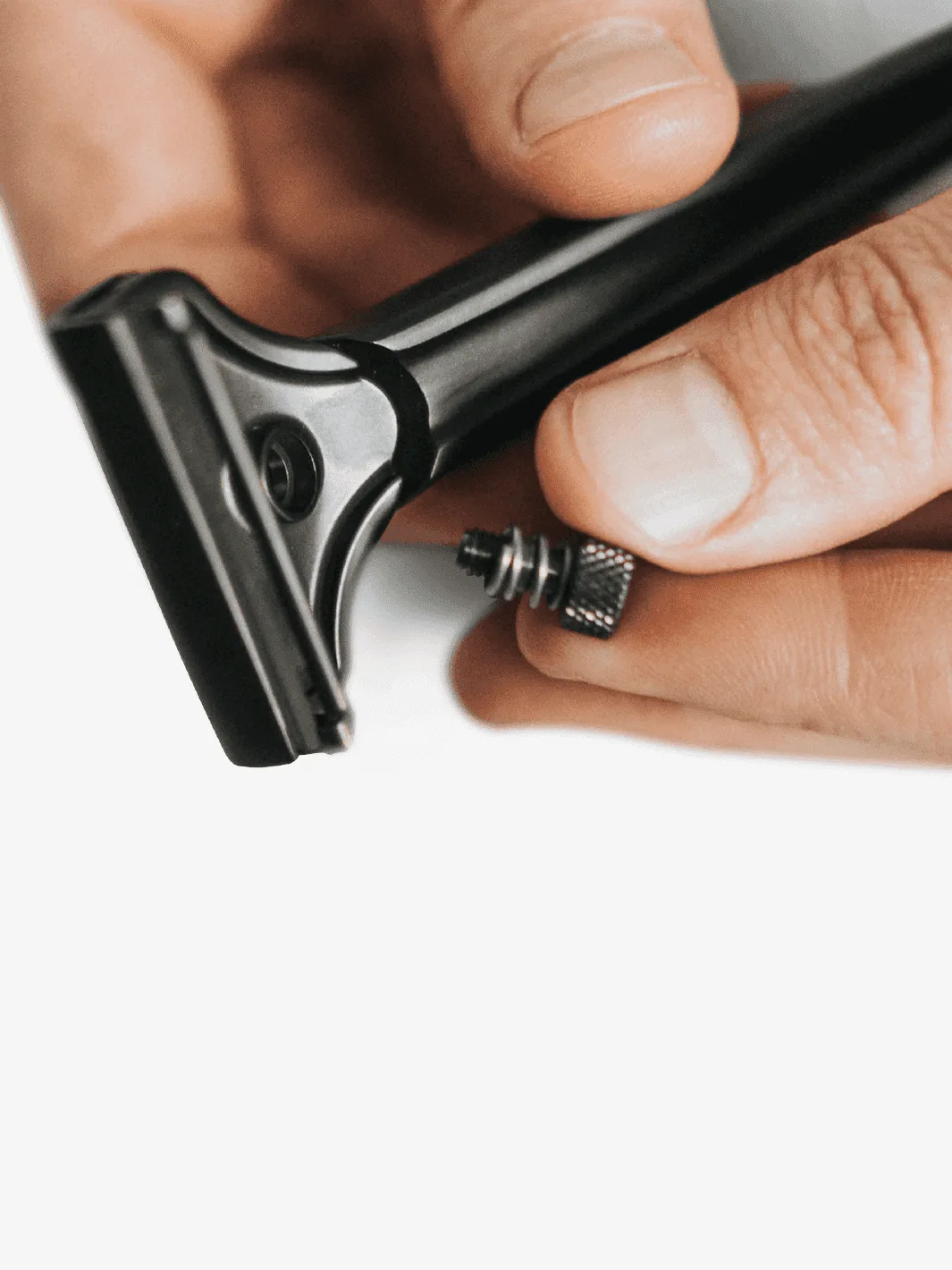 What to Do When Your Razor Screw Gets Loose