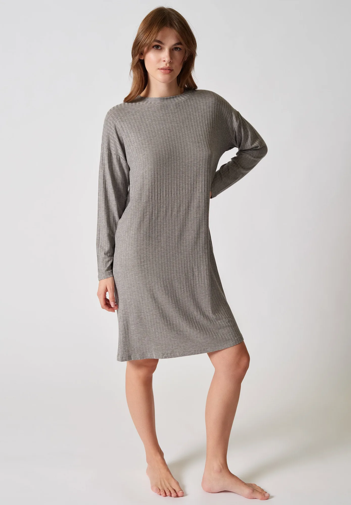가을 원피스 비교: Viscose Rib vs Wool&Whisper