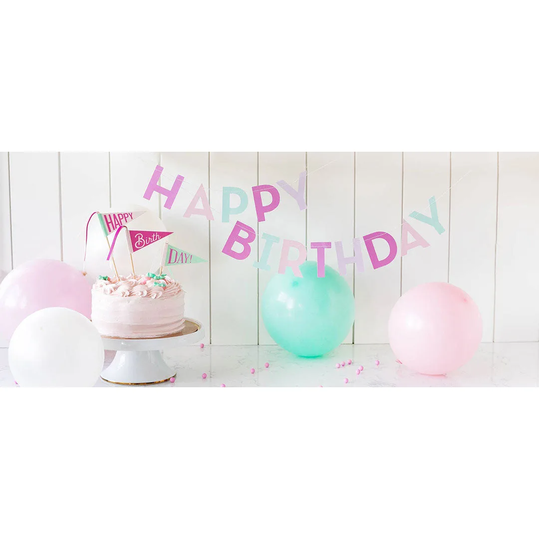 Wie man eine rosa Happy Birthday Girlande aufhängt