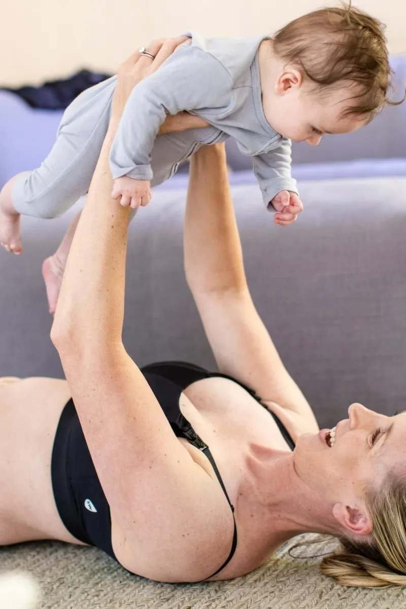Bolehkah Pakai Sports Bra Saat Memompa ASI?
