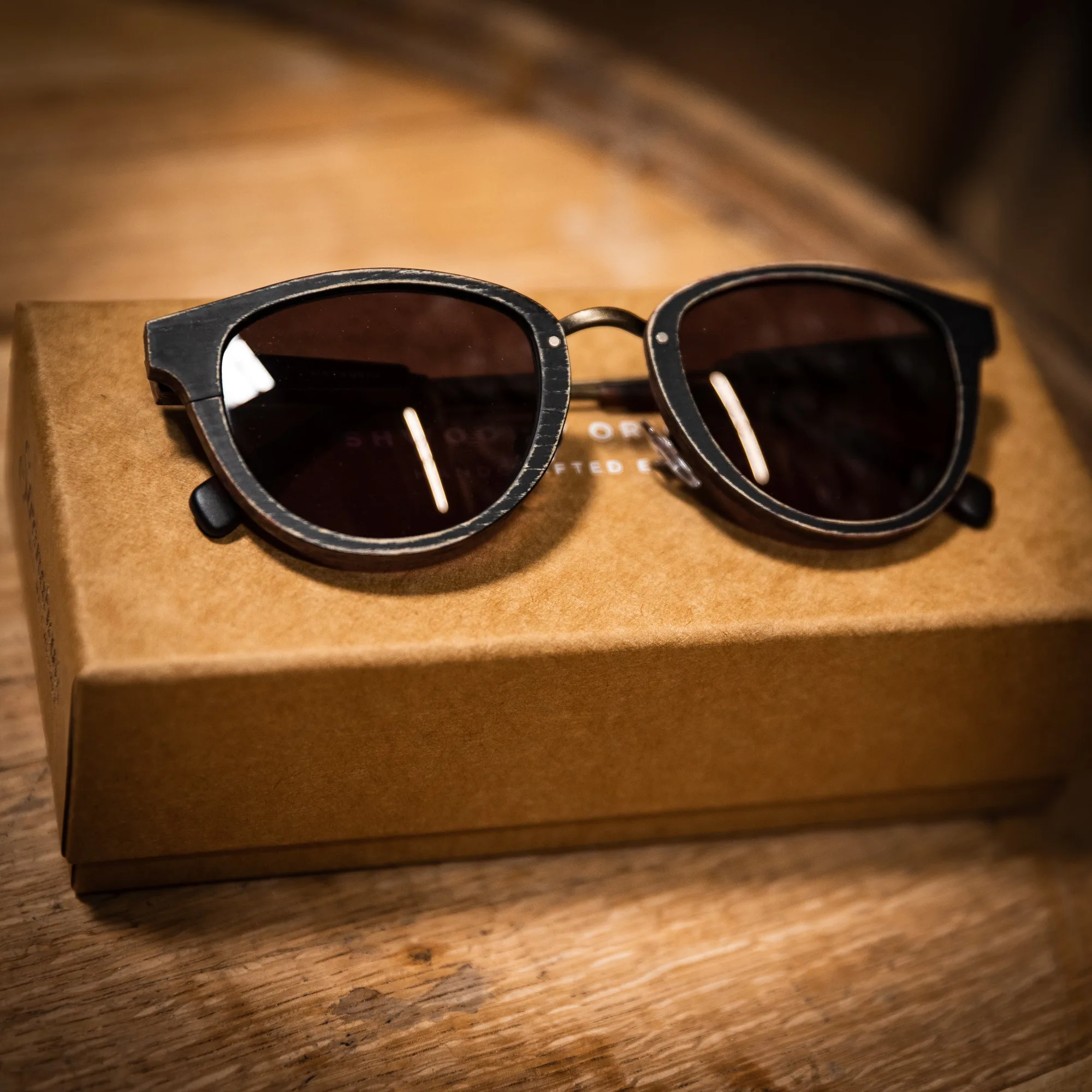 Shwood Stave Sunglasses vs. Classic Aviators: Which Suits You