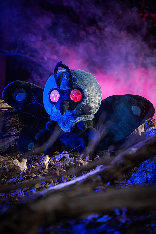 Cuidado del peluche Fallout Mothman: mantén su suavidad