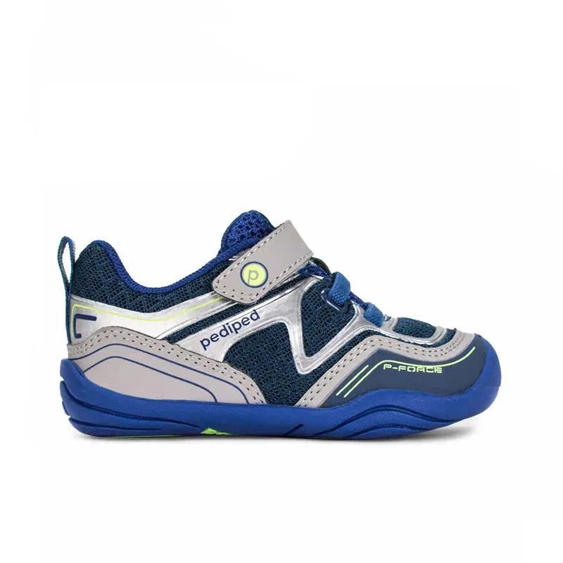 Do Water Shoes Belong in Your Child's Everyday Rotation?