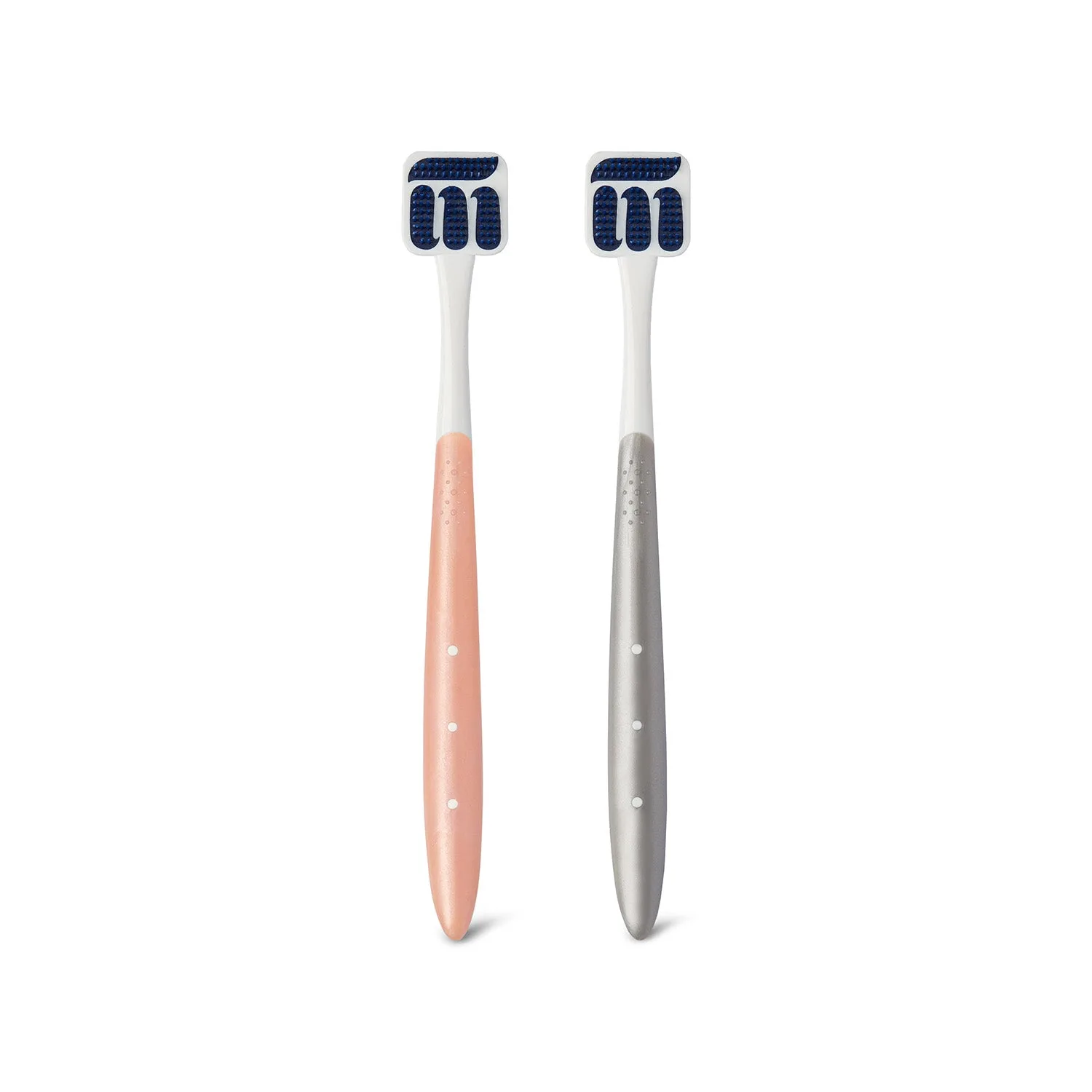 Tongue Scraper vs. Mouth Spray: Which One Should You Use for Fresh Breath?