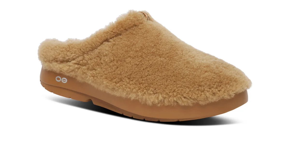 Sandália OOcoozie Sherpa Feminina - Café Spice