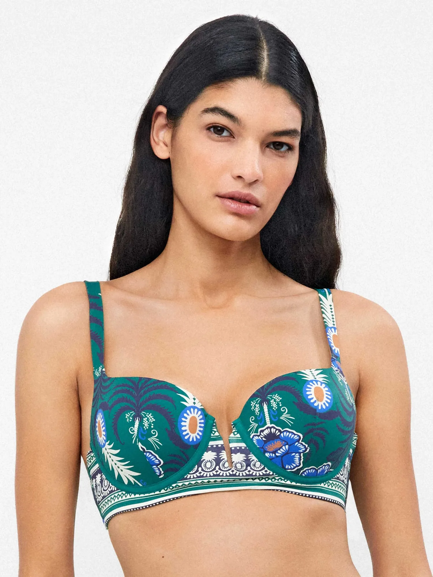 Top bikini capacidad con aro y foam estampado tropical