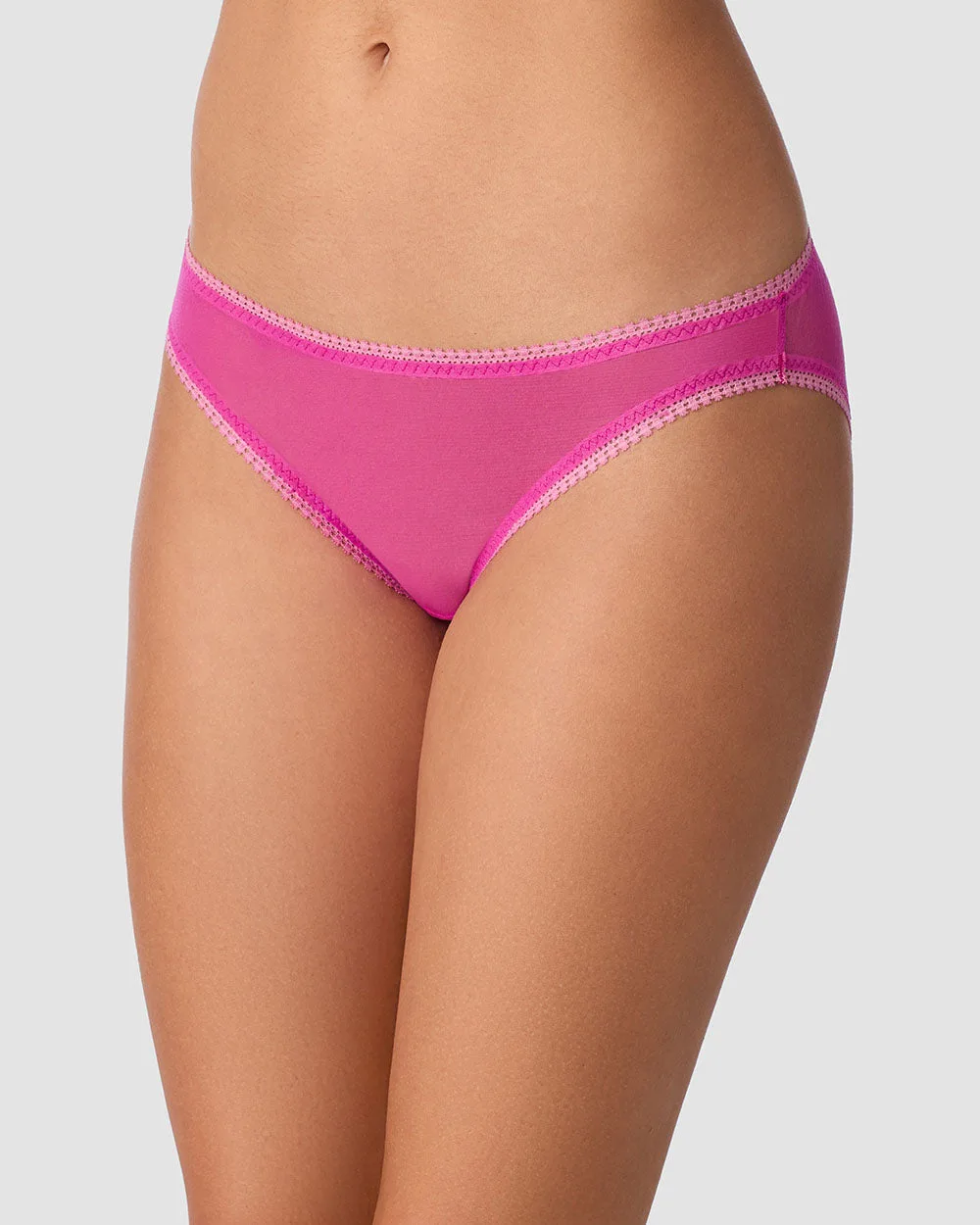 Netz-Bikini vs. High-Cut-Thong: Welcher Schnitt?