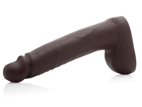 Josh Moore vs Milan Christopher Dildo: Který vybrat