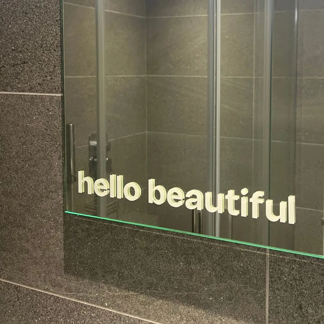 Näin kiinnität Hello Beautiful -peilitarrasi