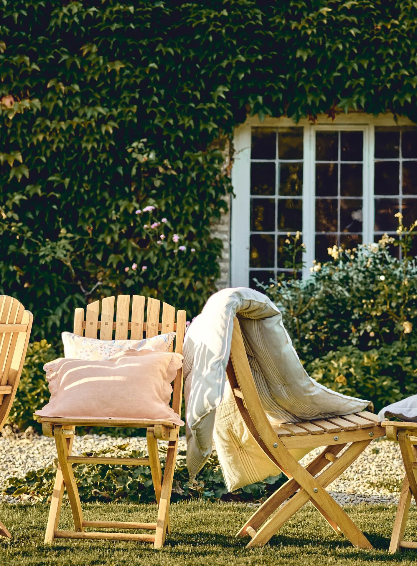 How to Choose the Perfect Garden Cushion for Your Outdoor Seating