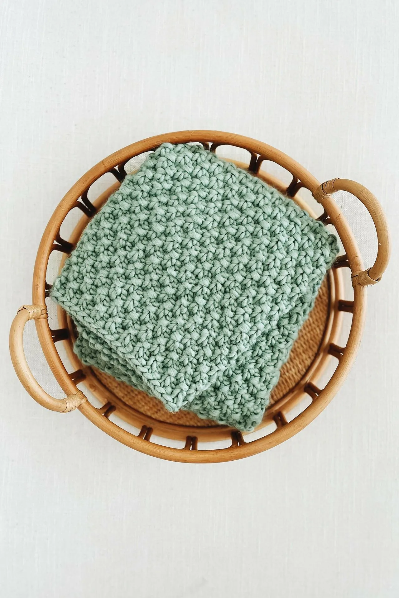 Product Review: The Magic Within The Lines Throw Crochet Pattern – A Modern Geometric Design