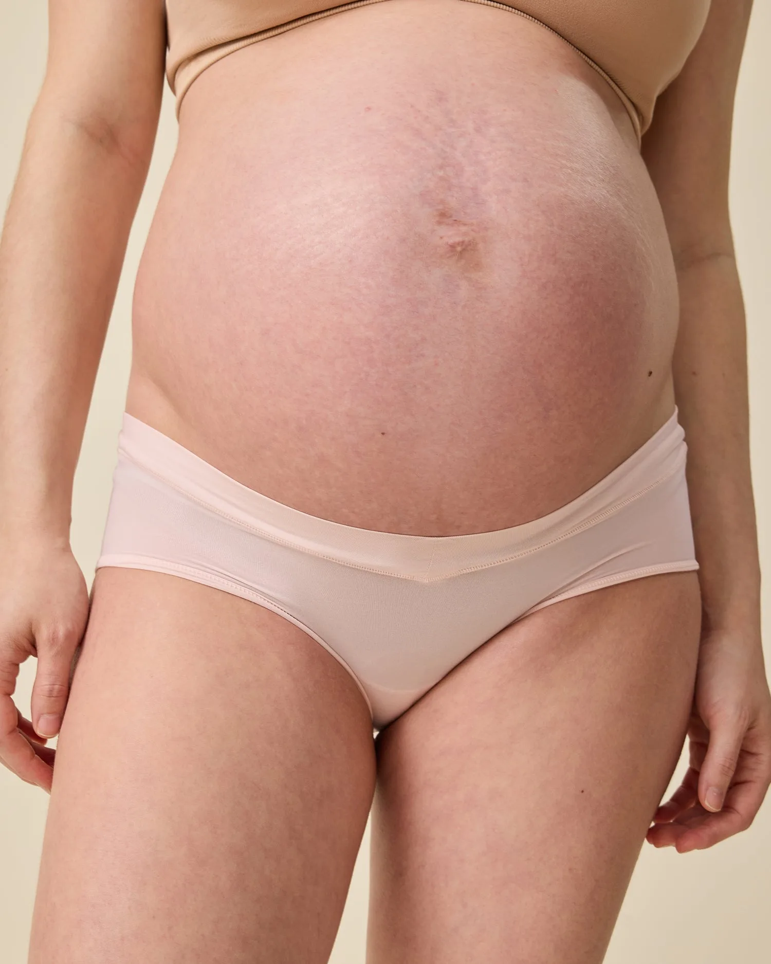 Grow with Me™ Maternity & Postpartum Hipster | Soft Pink