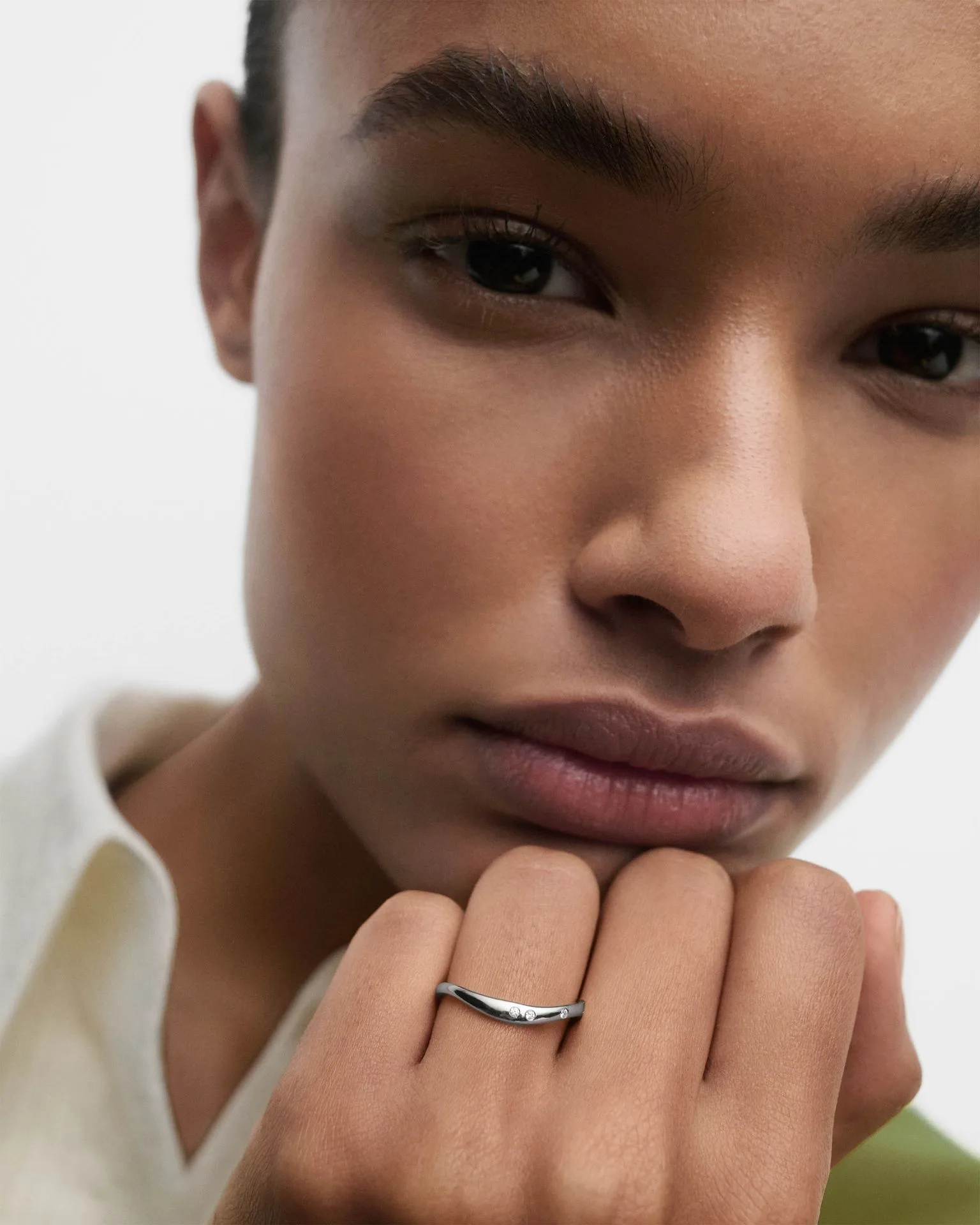 Air Silver Ring Review: Lightweight Comfort Meets Minimalist Style