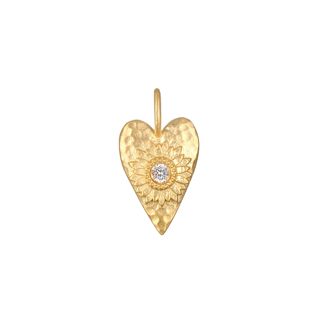 Colgante de corazón bañado en oro: significado y cuidados
