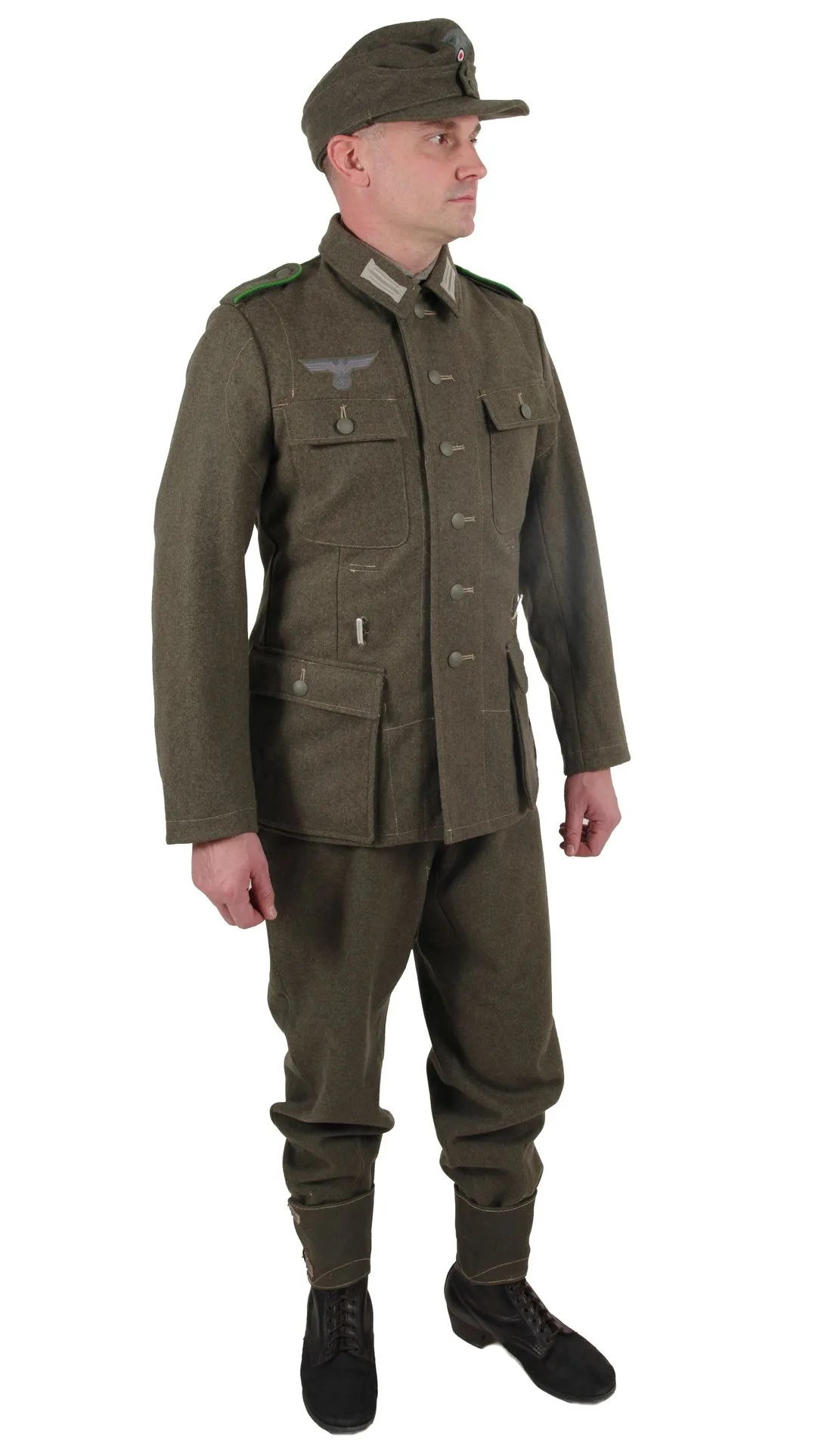 Top 5 Must-Have German Reproduction Items for WWII Reenactors